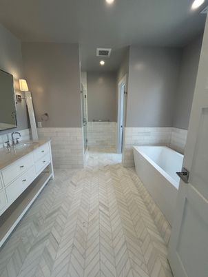 Bathroom, Free Standing Baths, Interior, Recessed Lighting