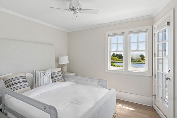 Bedroom, Interior, Water, Wood Texture Flooring