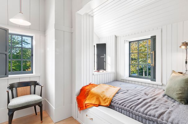 Bedroom, Interior, Pendant Lights, Wood Texture Flooring