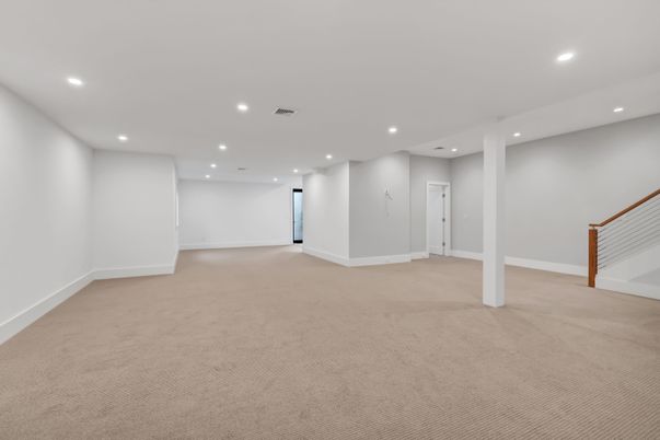 Empty room, Interior, Recessed Lighting