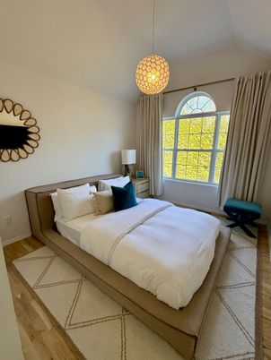 Bedroom, Interior, Pendant Lights, Wood Texture Flooring