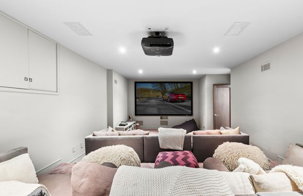 Interior, Living room, Projection Screen, Recessed Lighting, Theatre Room