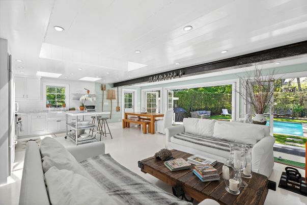 Dining room, Interior, Living room, Recessed Lighting