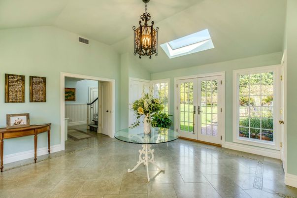 Chandelier, Interior, Pendant Lights