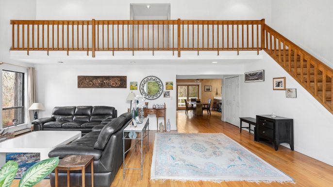 Dining room, Interior, Living room, Recessed Lighting, Wood Texture Flooring