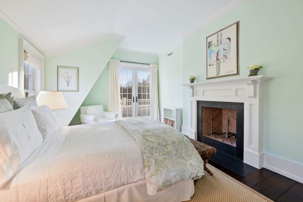 Bedroom, Fireplace, Interior, Wood Texture Flooring