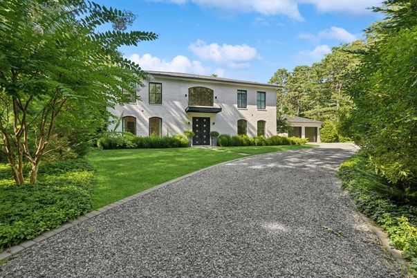 Backyard, Exterior, Facade, French Provincial