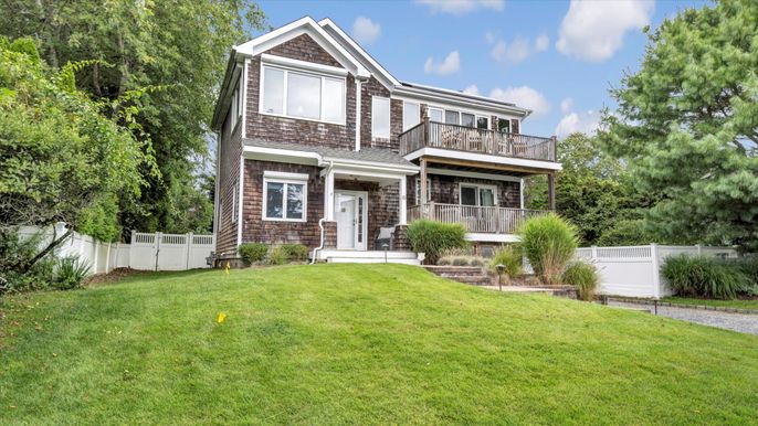 Exterior, Facade, Brick Facade, Tudor Revival