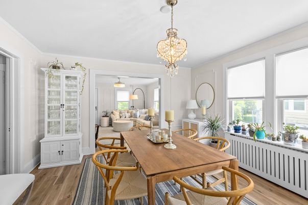 Chandelier, Dining room, Interior, Living room, Wood Texture Flooring