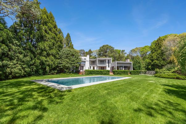 Backyard, Exterior, Pool