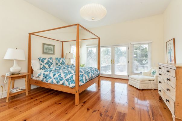 Bedroom, Interior, Pendant Lights, Wood Texture Flooring