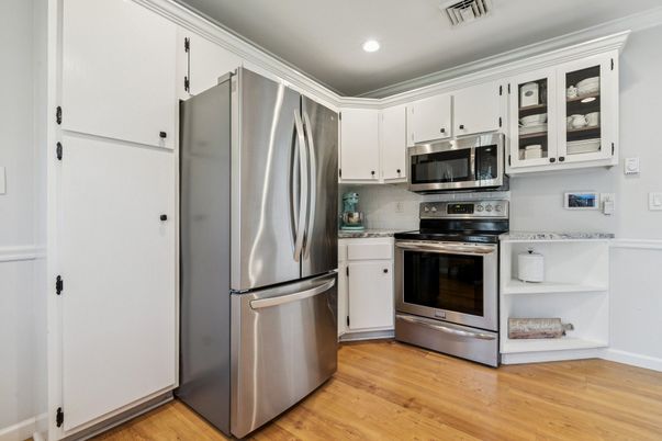 Interior, Kitchen, Recessed Lighting, Stainless Steel Appliances, Wood Texture Flooring