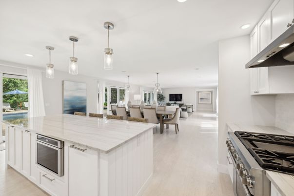 Dining room, Interior, Kitchen, Living room, Pendant Lights, Recessed Lighting, Stainless Steel Appliances, Wood Texture Flooring