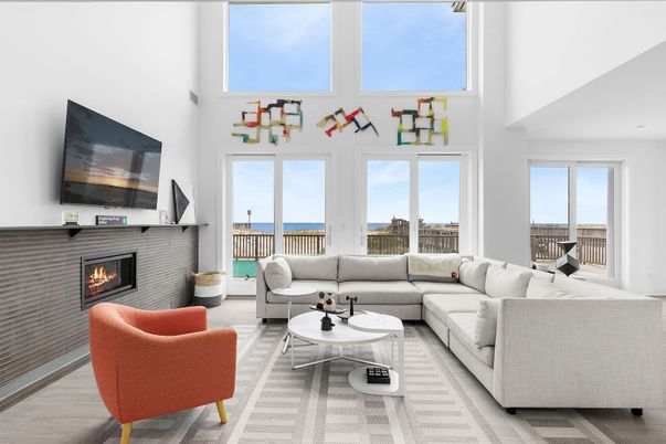 Fireplace, Interior, Living room, Water
