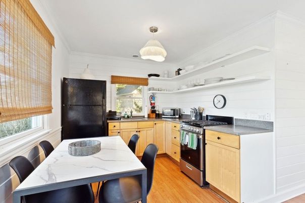 Interior, Kitchen, Pendant Lights, Wood Texture Flooring