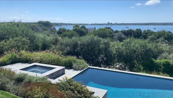 Exterior, Pool, Water