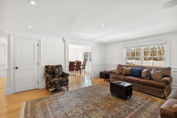 Dining room, Interior, Living room, Recessed Lighting, Wood Texture Flooring