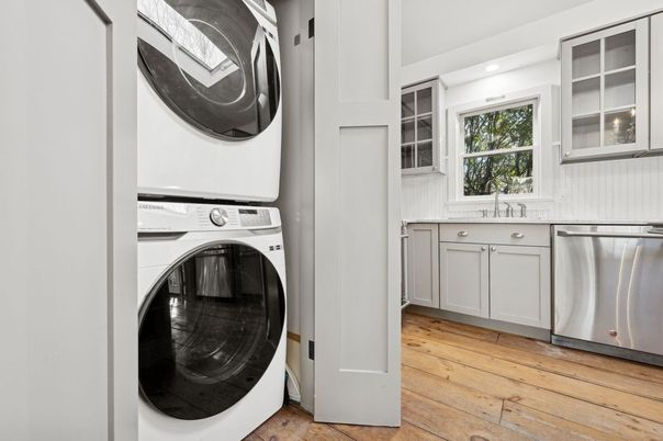 Interior, Recessed Lighting, Utility Closets, Washer, Wood Texture Flooring