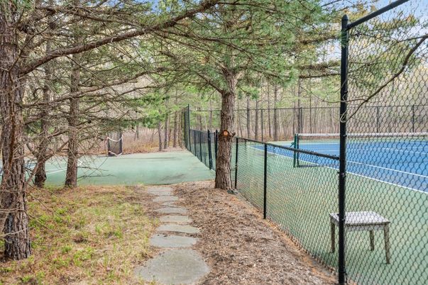 Exterior, Tennis Courts