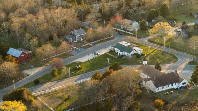 Exterior, Drone