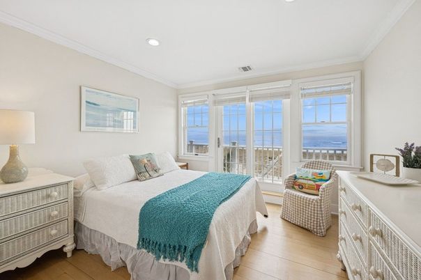 Bedroom, Interior, Recessed Lighting, Water, Wood Texture Flooring