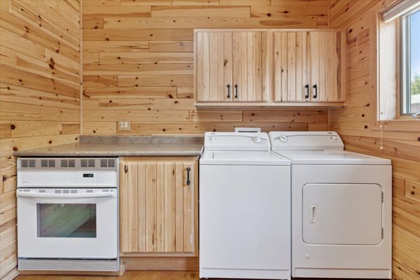 Interior, Washer, Wooden Walls