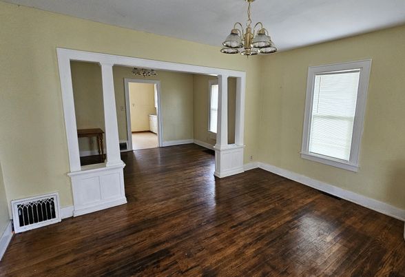 Chandelier, Empty room, Interior, Wood Texture Flooring