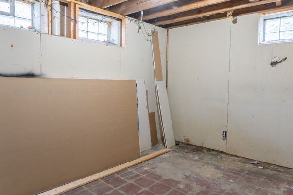 Empty room, Interior, Wooden Beams