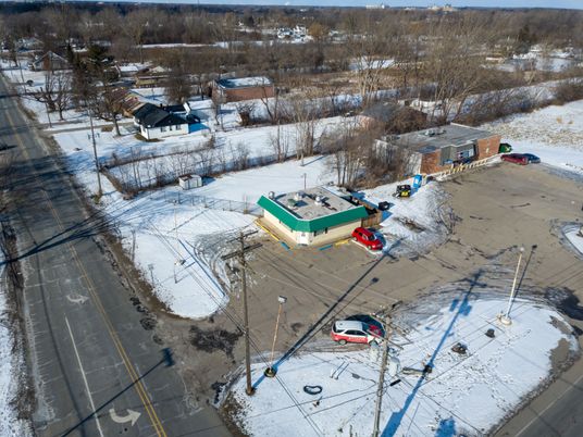 Exterior, Drone