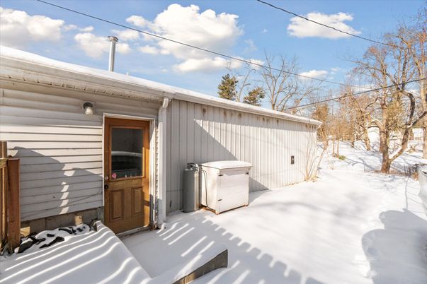 Exterior, Washer