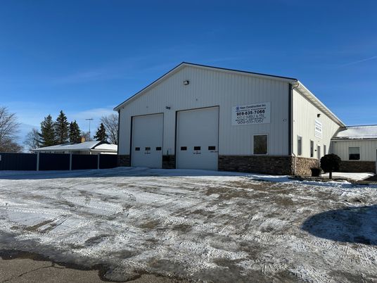 Detached Garage, Exterior