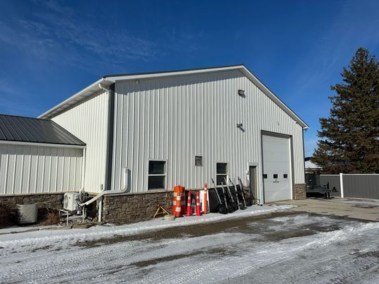 Detached Garage, Exterior