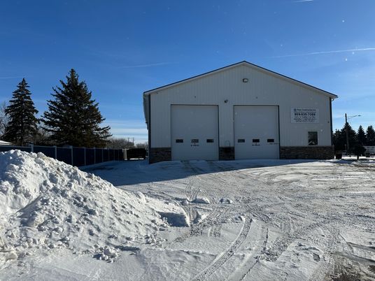 Backyard, Detached Garage, Exterior