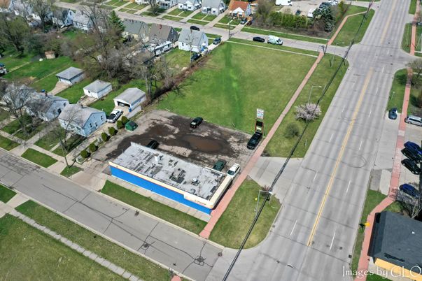 Exterior, Drone