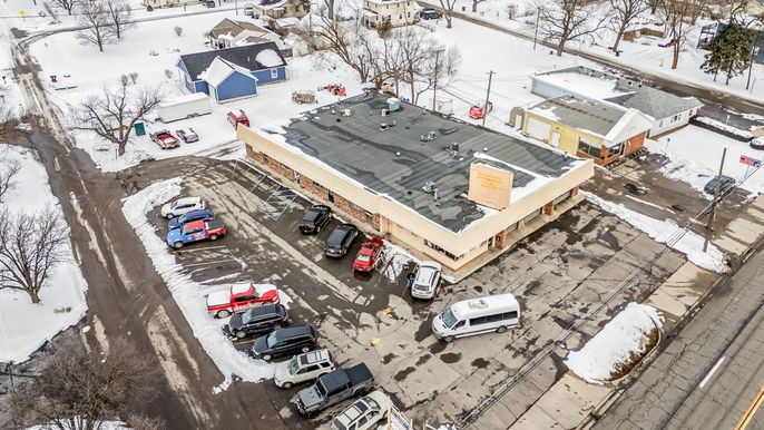 Exterior, Drone