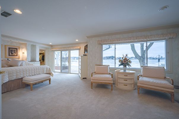 Bedroom, Interior, Recessed Lighting, Water