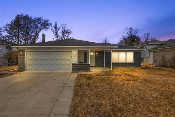 Attached, Exterior, Facade, Brick Facade, Ranch