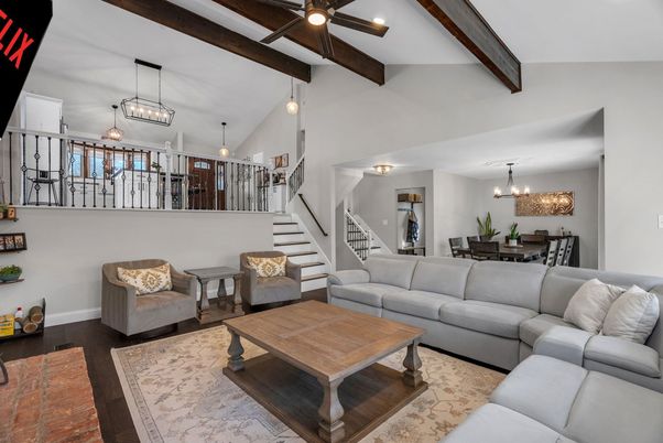 Chandelier, Dining room, Interior, Living room, Pendant Lights, Wooden Beams