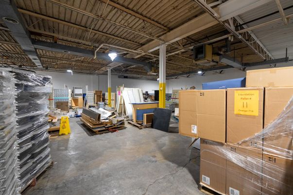 Garage, Interior