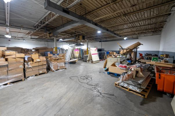 Garage, Interior