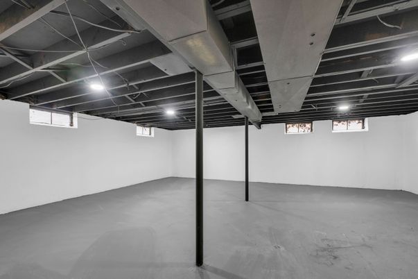 Empty room, Interior, Recessed Lighting