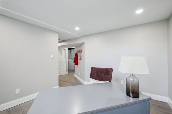 Home Office, Interior, Recessed Lighting, Wood Texture Flooring