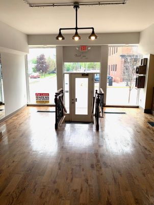 Interior, Pendant Lights, Wood Texture Flooring