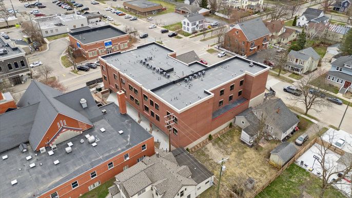 Exterior, Drone