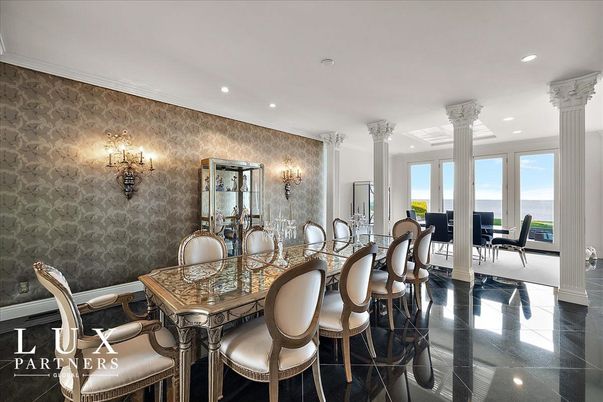Dining room, Interior, Recessed Lighting