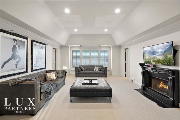 Fireplace, Interior, Living room, Recessed Lighting