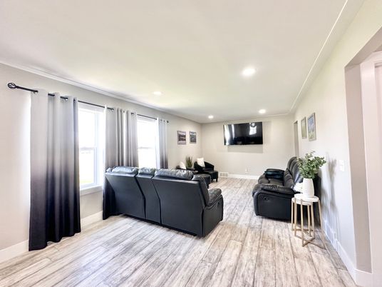 Interior, Living room, Recessed Lighting, Wood Texture Flooring