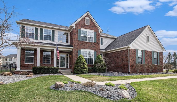 Exterior, Facade, Brick Facade, Brick Traditional