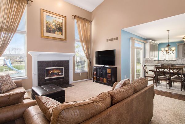 Chandelier, Dining room, Fireplace, Interior, Living room