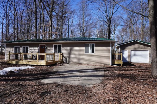 Backyard, Detached Garage, Exterior